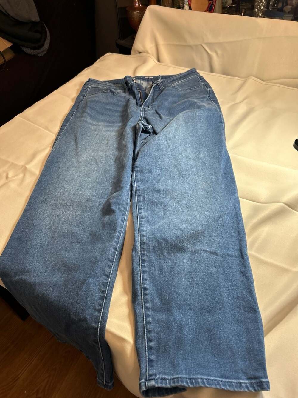 Old Navy High-Rise Wow Loose Jeans Size 12 Short